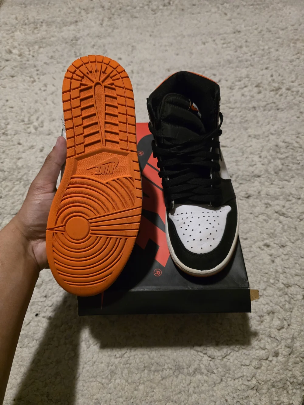 Jordan Mid - Black, White & Orange
